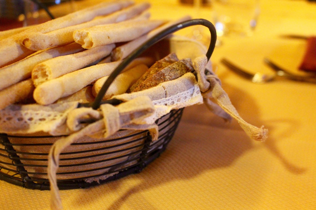 A table en Italie Hôtel Notre Maison à Cogne 