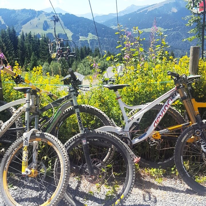 yoVoat5_t3xlAPUSPGocR_aGK8UMye6pUxVkYQEvBYI